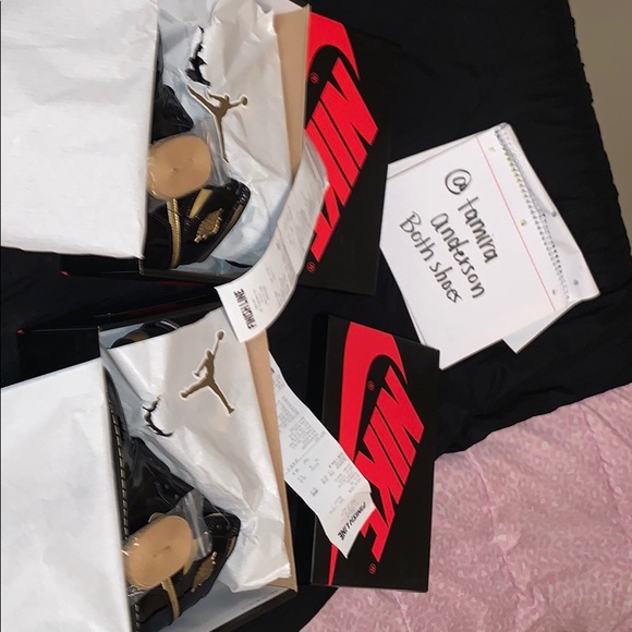 Jordan 1 High Metallic Gold - Picture 7 of 8